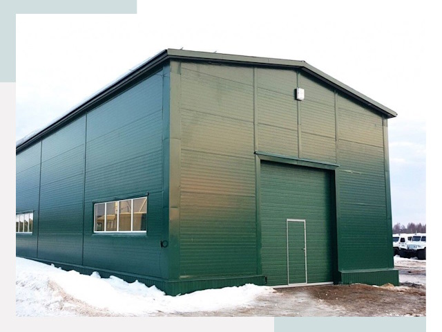 Двускатные ангары в октябрьском