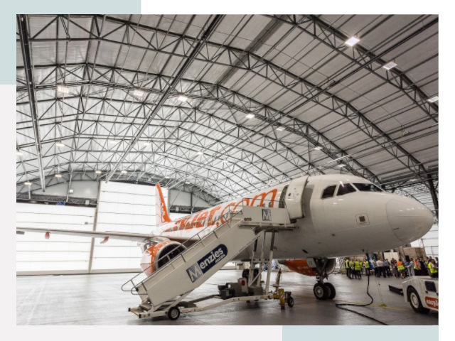 Авиационные ангары в октябрьском